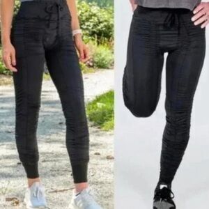 Agogie +20 resistance leggings